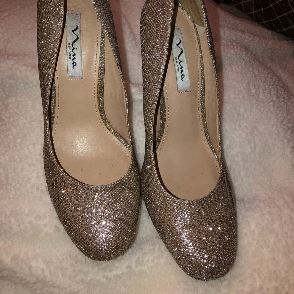 Sparkling Stiletto Pump - Picture 3 of 7